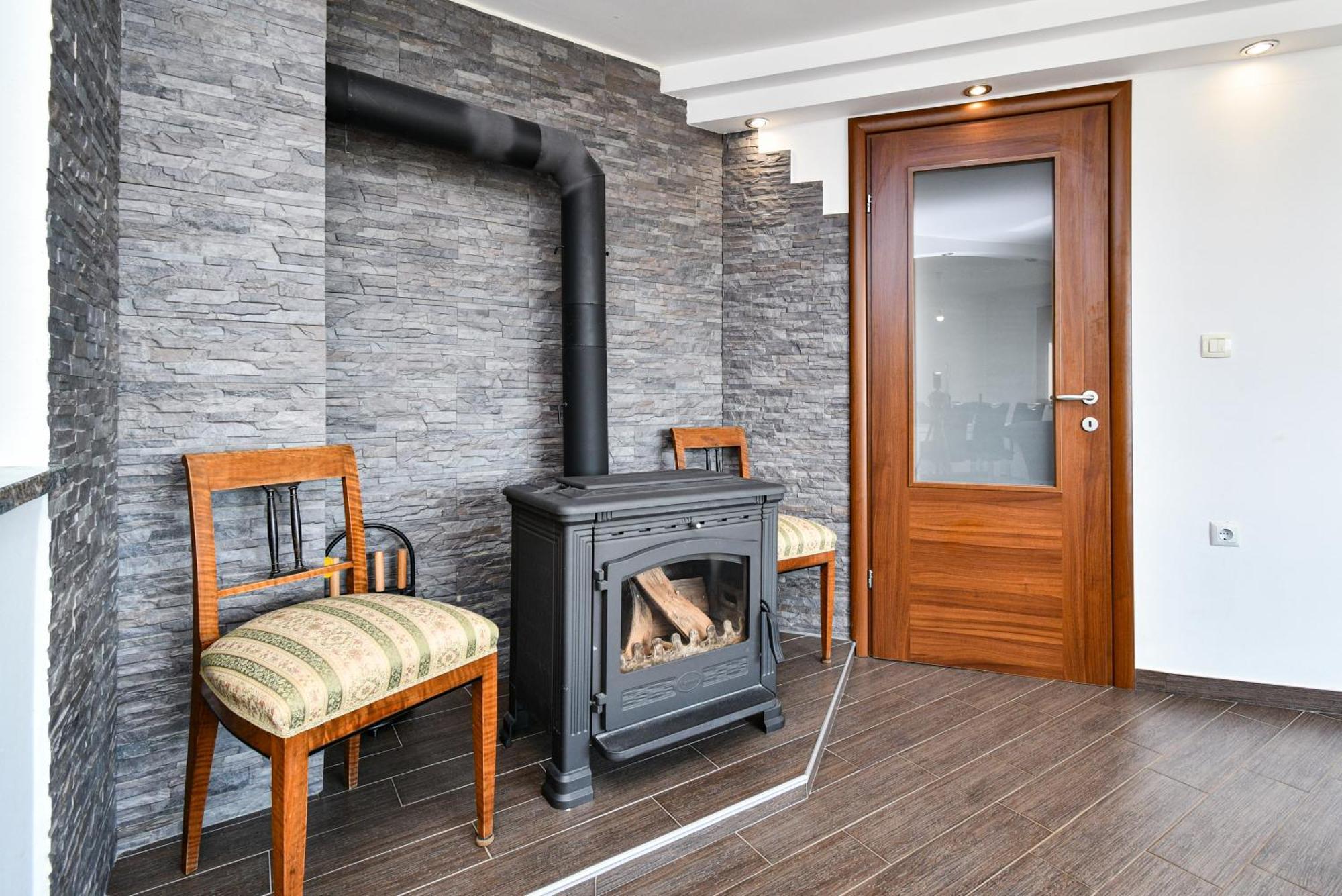 Apartman Lavanda Sa Bazenom I Okucnicom 4* Hreljin Zewnętrze zdjęcie